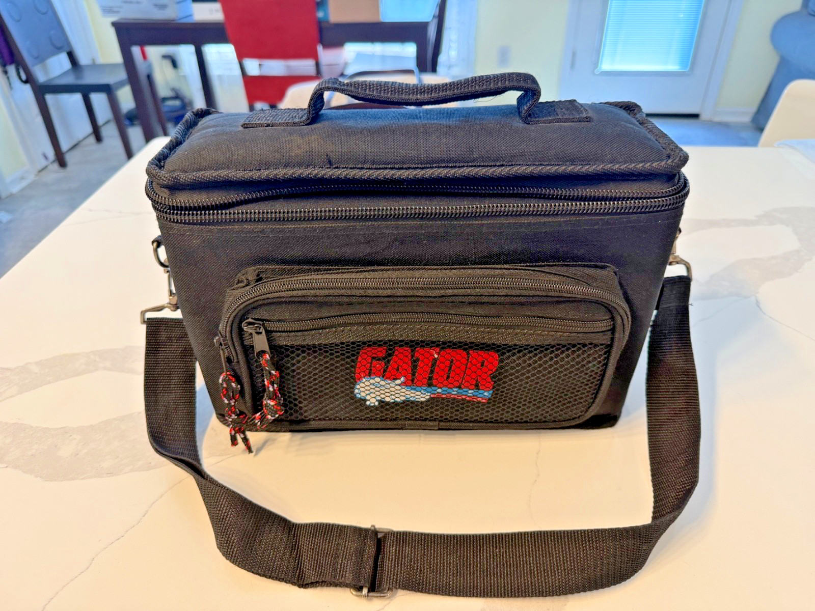 Gator Cases Microphone Case, hold 4 mics + accessories, GUC