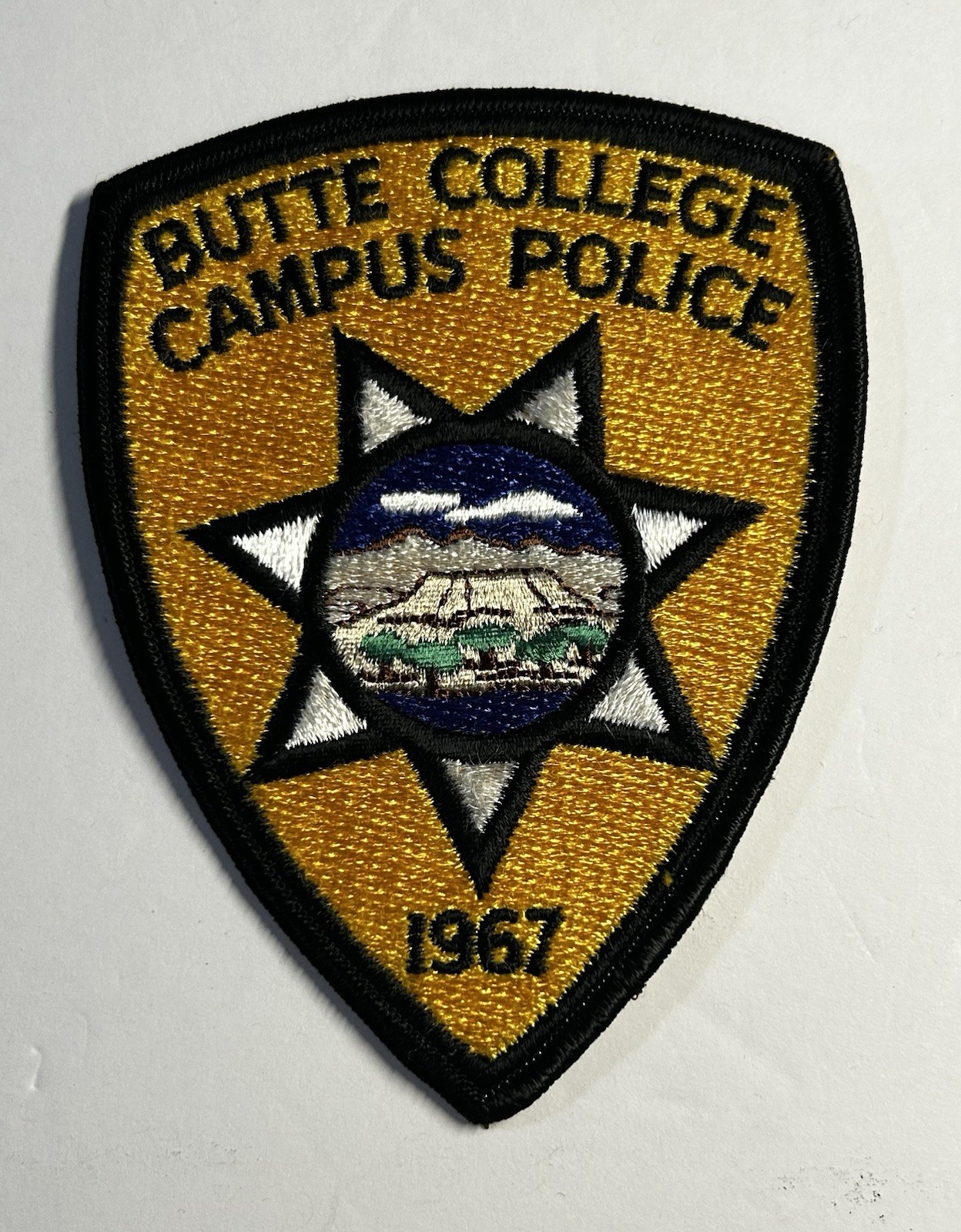 CA CALIFORNIA BUTTE COLLEGE CAMPUS POLICE DEPT PATCH 1967 #PDD94