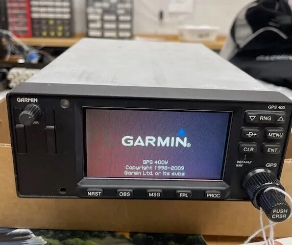Garmin GPS 400W With Terrain and Data Cards 011-01057-00