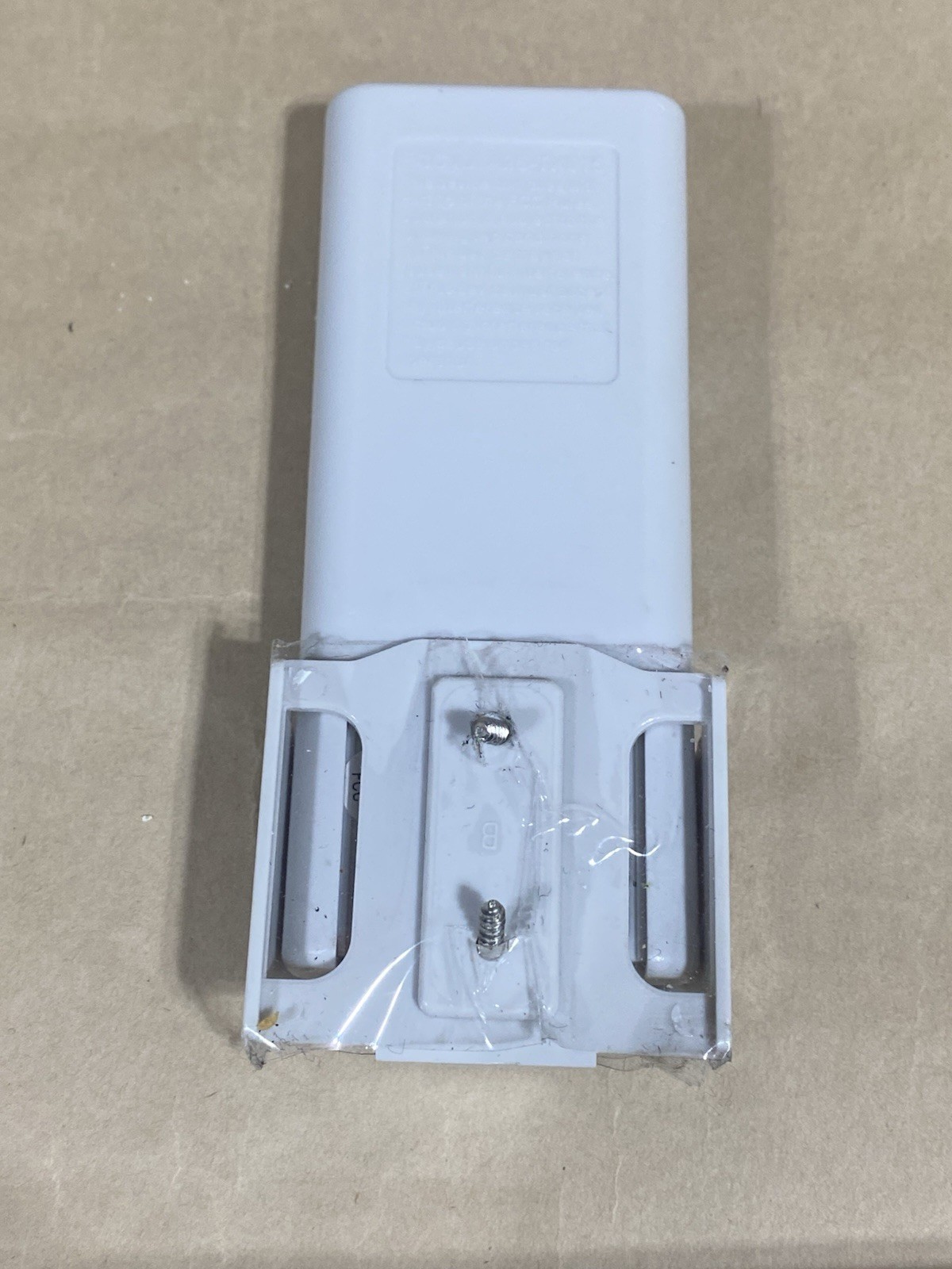 Harbor Breeze A25-TX015 OEM Remote Control And Wall Cradle Missing Cover