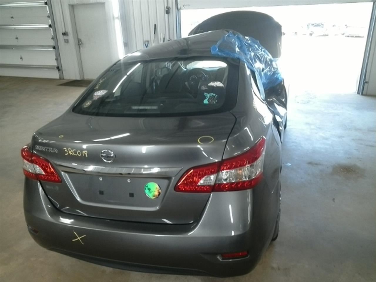 Driver Left Front Spindle/Knuckle Fits 11-25 LEAF 104814740
