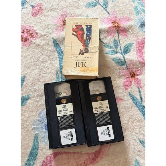 Special Edition JFK Directors cut 2 vhs
