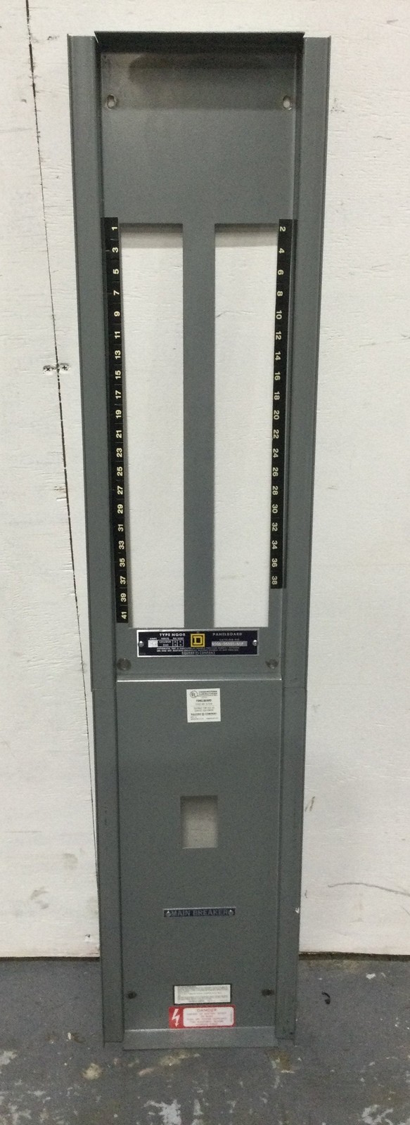 Square D NQOB-05880-607 150 Amp 120/208V 3 Phase 4 Wire 42 Space NQOB Dead Front