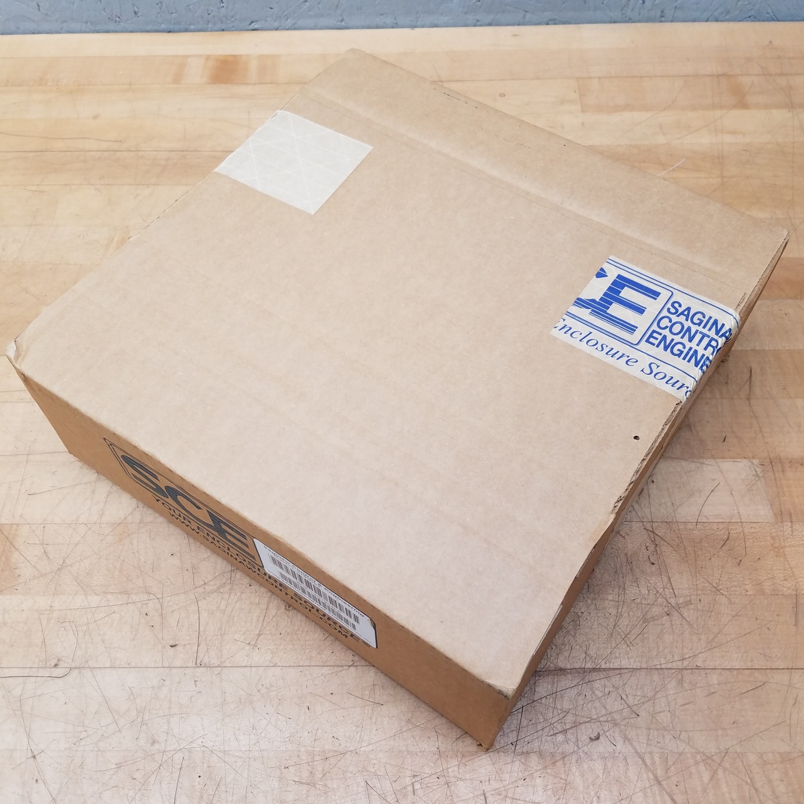 SCE SCE-12N1204LP Nema-1 Enclosure, 12"x12"x4", Black Quarter Turn Latch - NEW