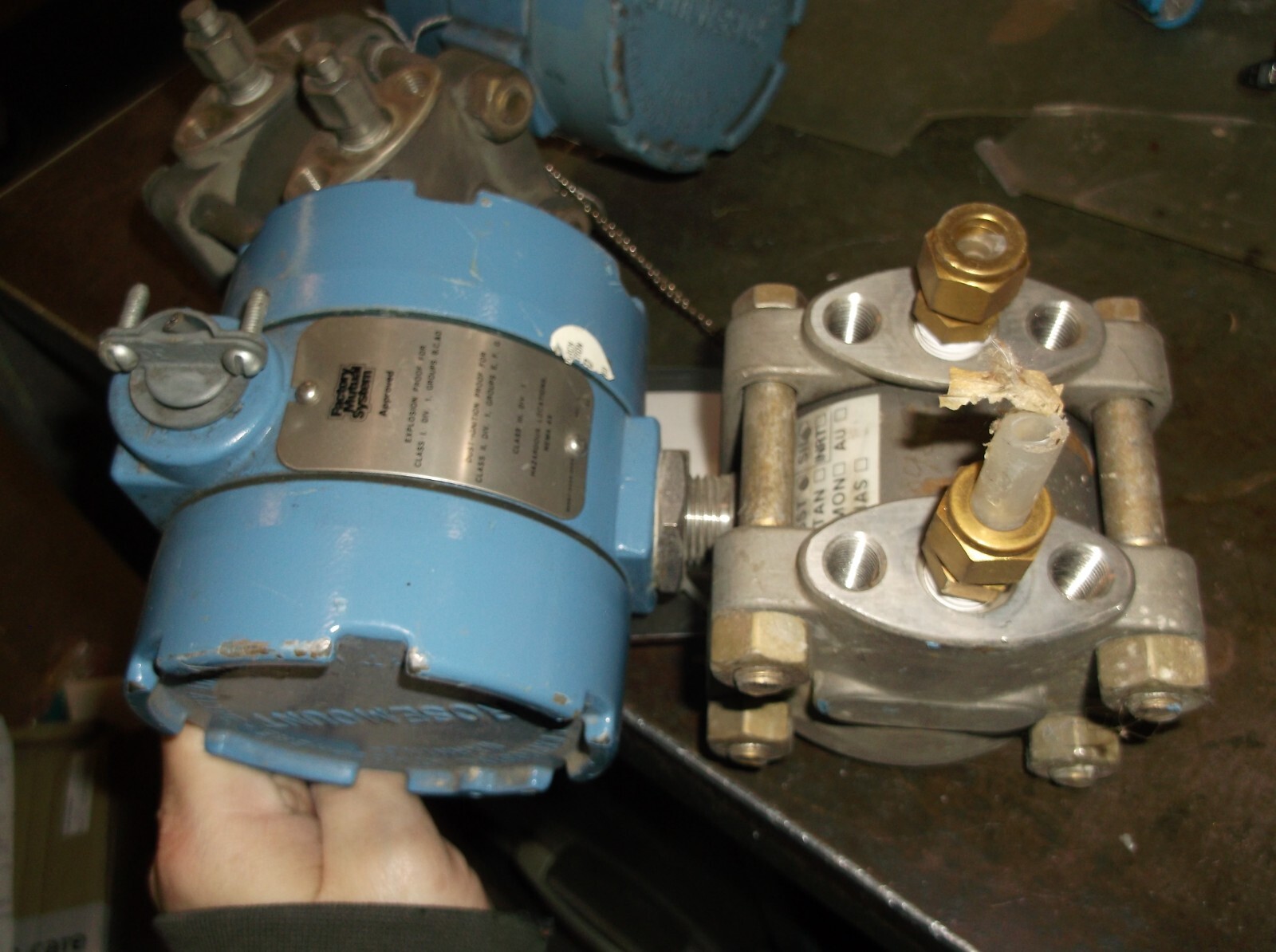 ROSEMOUNT 1151DR2F22B2 PRESSURE TRANSMITTER 1000 PSI MAX WP (711)