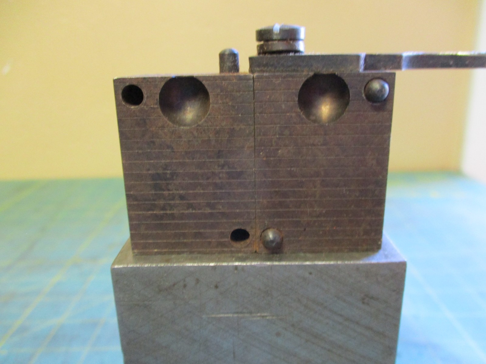 RELOADING TOOLS * BULLET MOLD * LYMAN/IDEAL * 360 RB * SINGLE