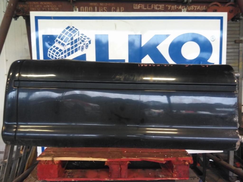 For 2016 PETERBILT 587 SIDE FAIRING Right ,  MS
