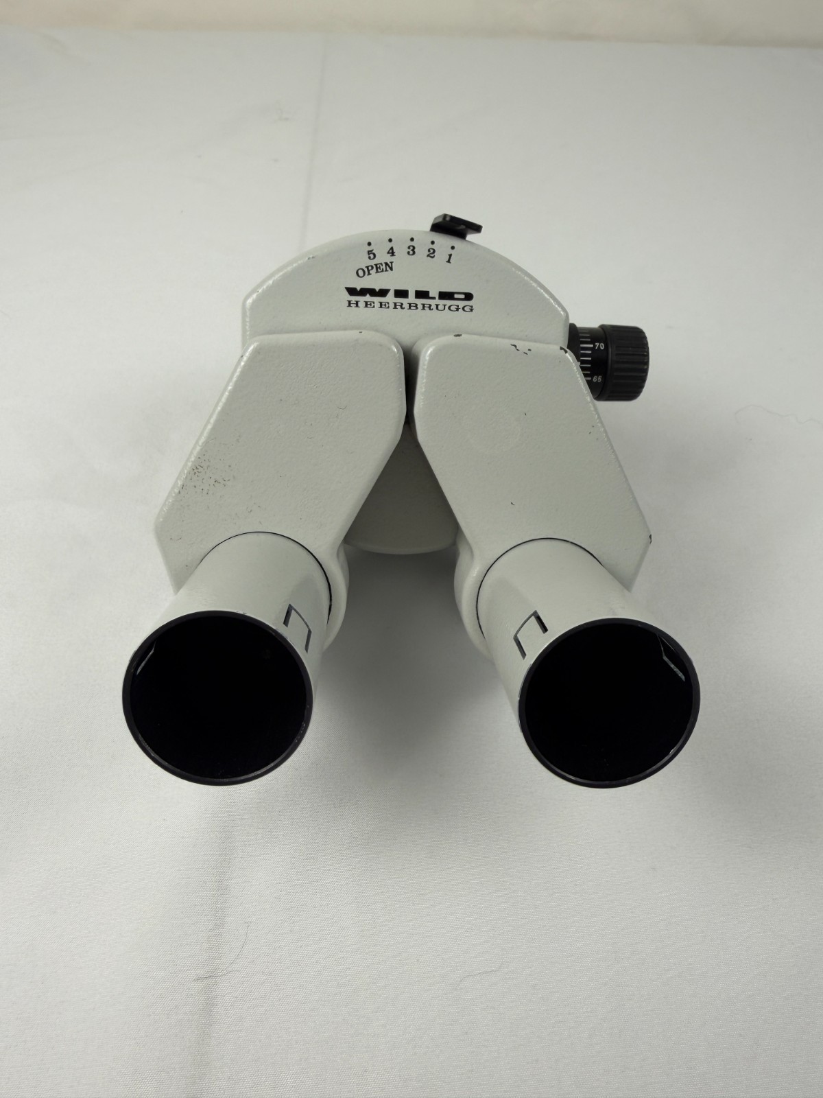 Leica Wild Heerbrugg 429784 Surgical Stereo Binocular Microscope Head Adjustable