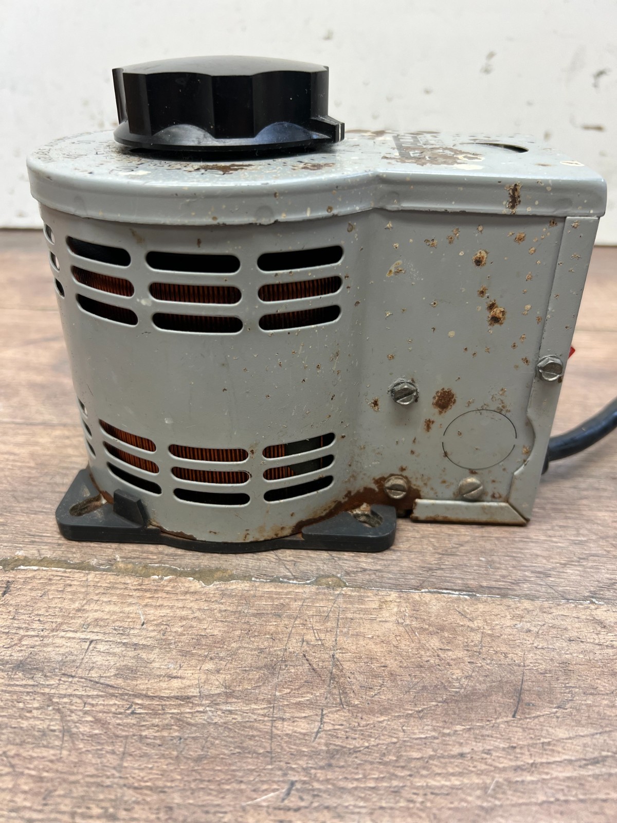 Staco Energy Variable Transformer Variac Model 3PN1010B