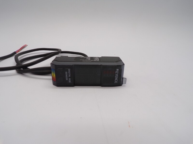 KEYENCE CZ-V21AP 24VDC UNMP