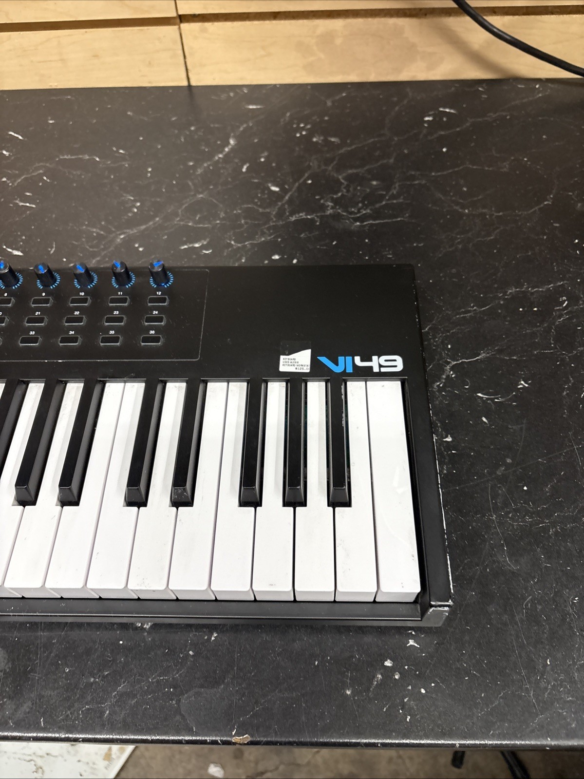 Alesis VI49 Advanced 49-Key USB/MIDI Keyboard Controller - No Power Adapter