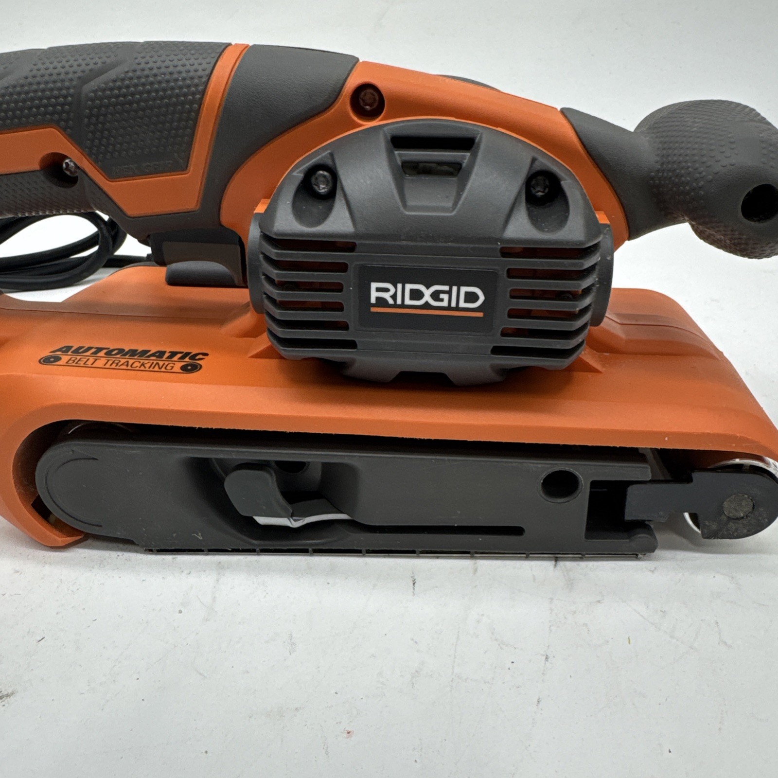 RIDGID R2740 Heavy Duty Variable Speed Belt Sander D71