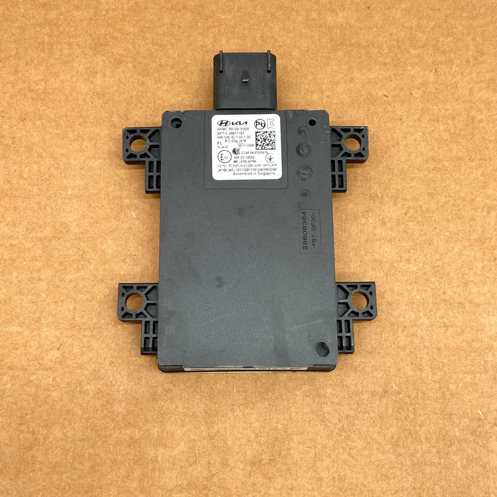 OEM 2024 Genesis GV70 Front Left Blind Spot Radar Distance Sensor Assembly