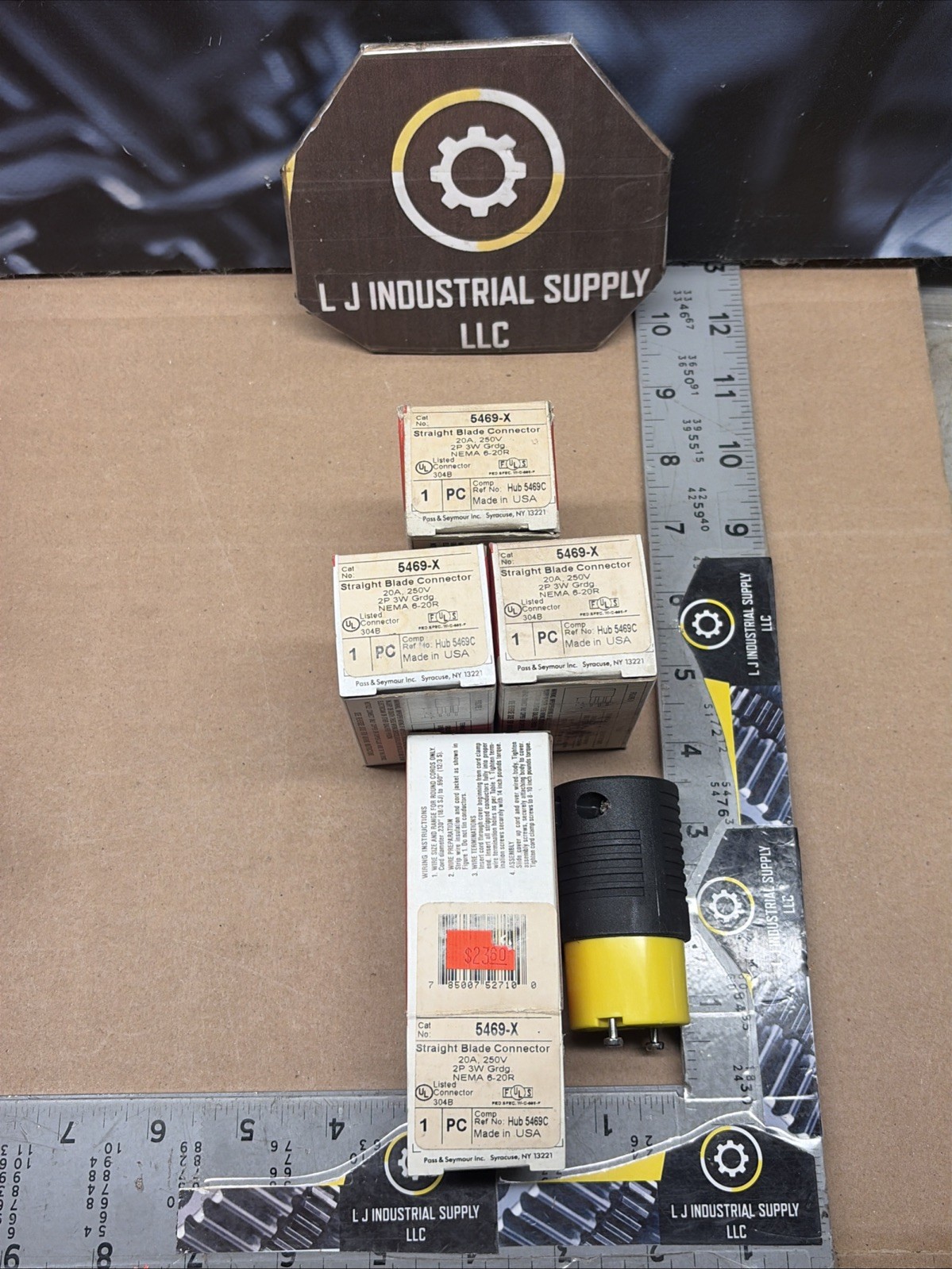 NEW [Qty-4!] PASS & SEYMOUR 5469-X Connectors 6-20R 20A/250V/2P/3W _*WARRANTY*