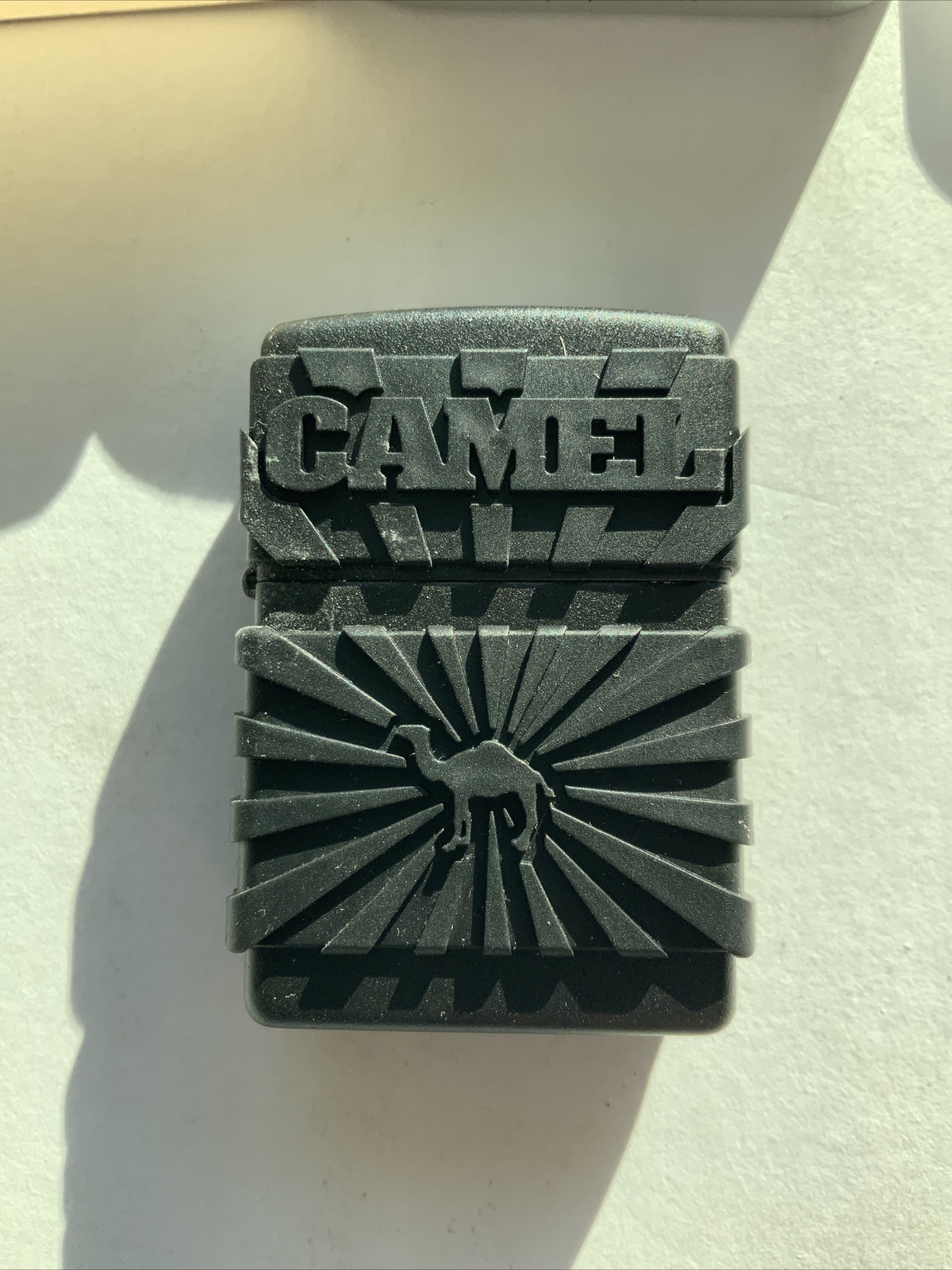 Camel Zippo Lighter: 1998 Zipguard Black Sunburst Armour w/ Tin - Double Sided,l