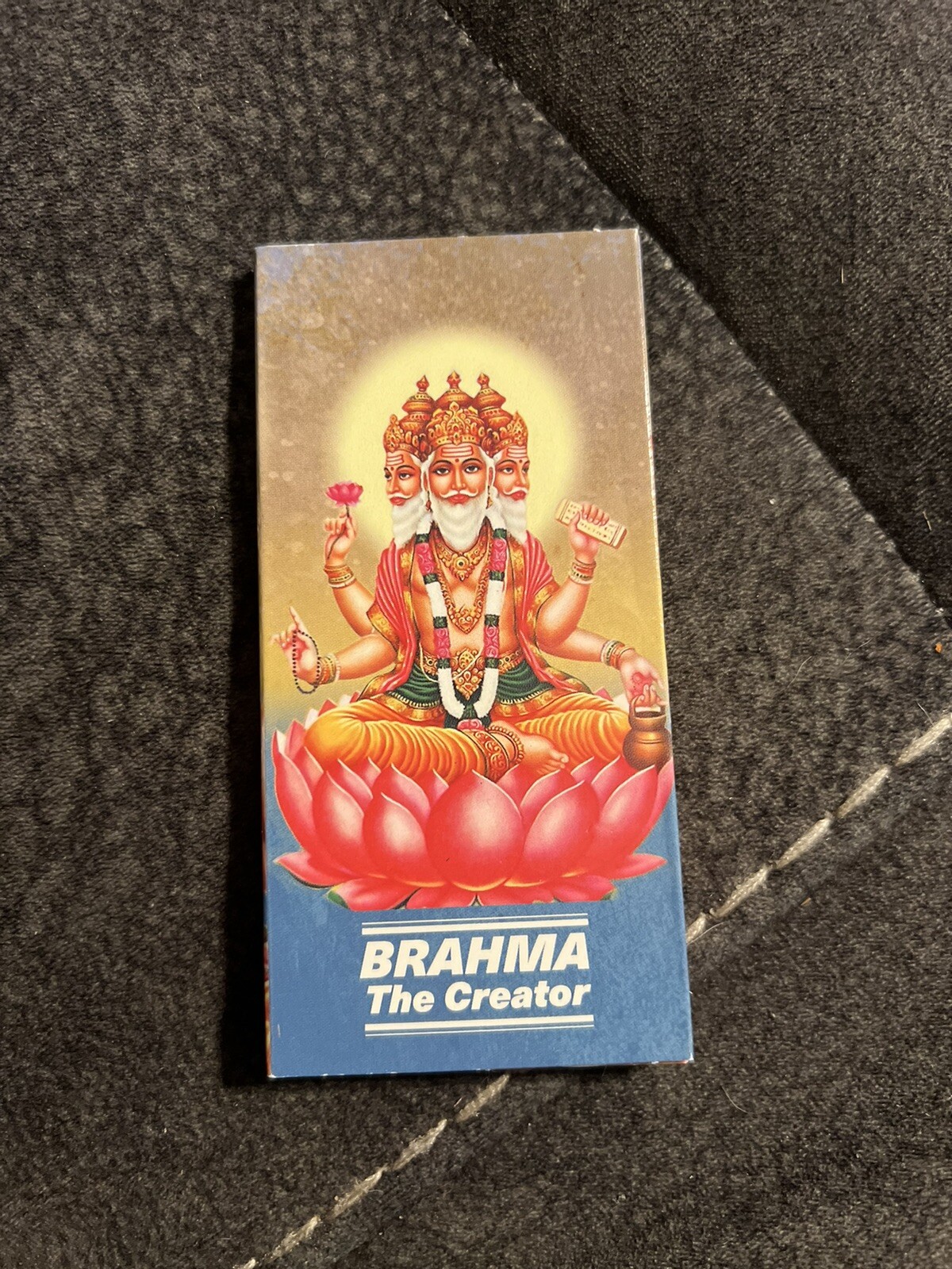 Hindu Collection “rolling papers” W/ Tips