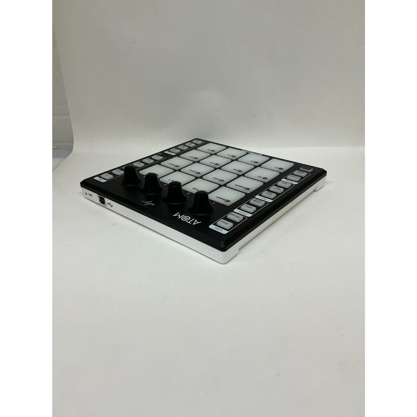 PreSonus Atom Production and Performance Midi Pad Controller W/ Cable
