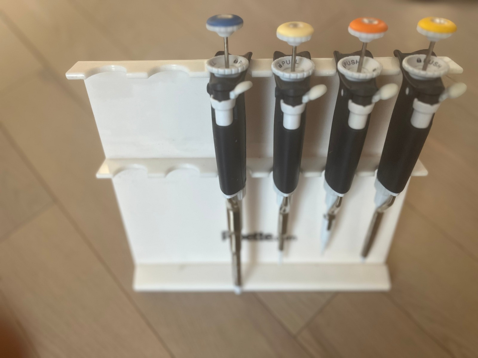 Gilson Pipet pipetman Pipettor  pipet set P2 P20 P200  P1000  Neo  2-20 ul rfg