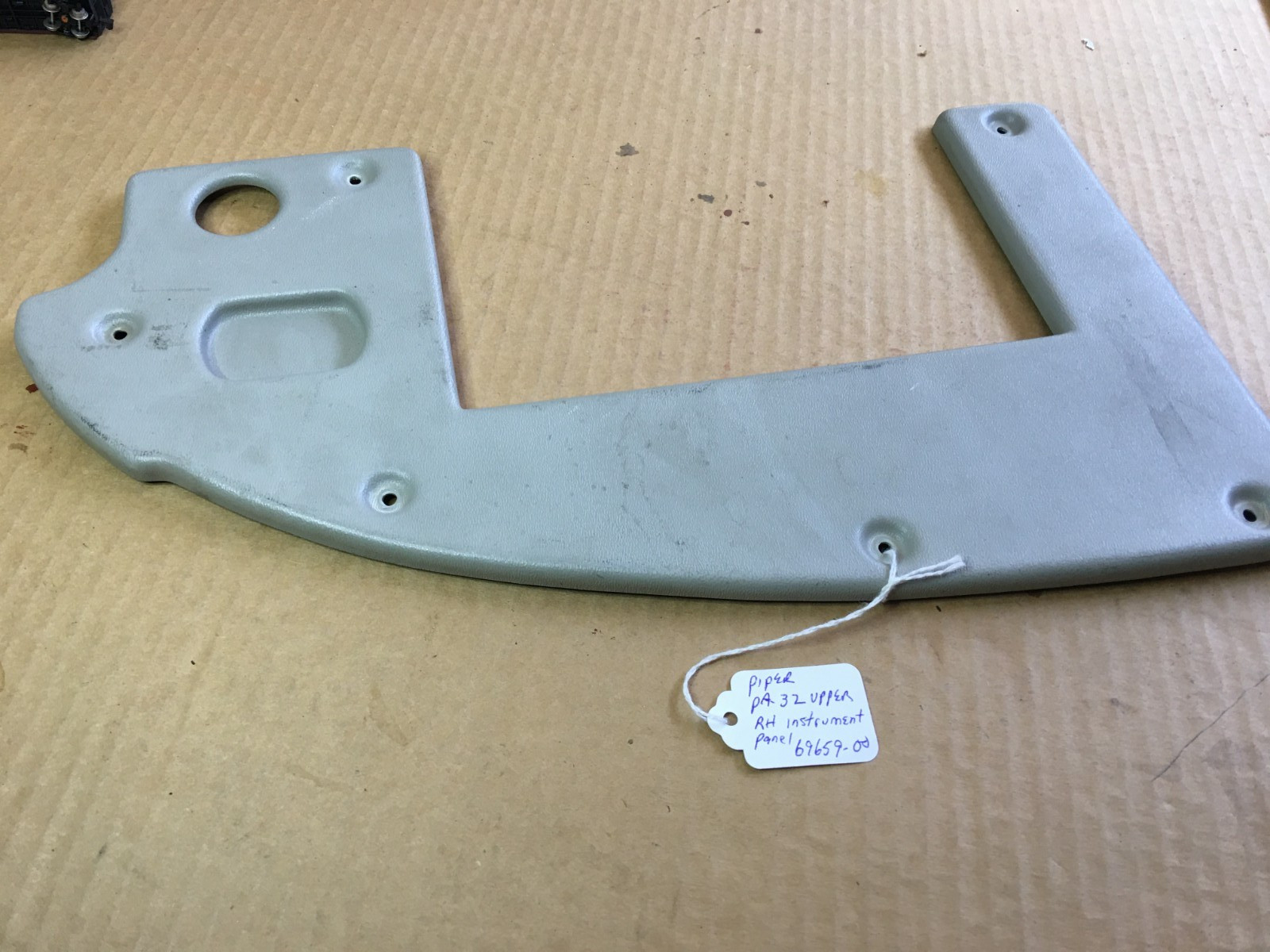 Aircraft Piper Upper RH Instrument Panel PA-32 69659-00