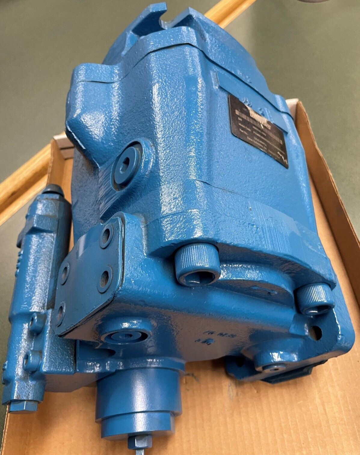 EATON 123AL00407A Hydraulic Piston Pump
