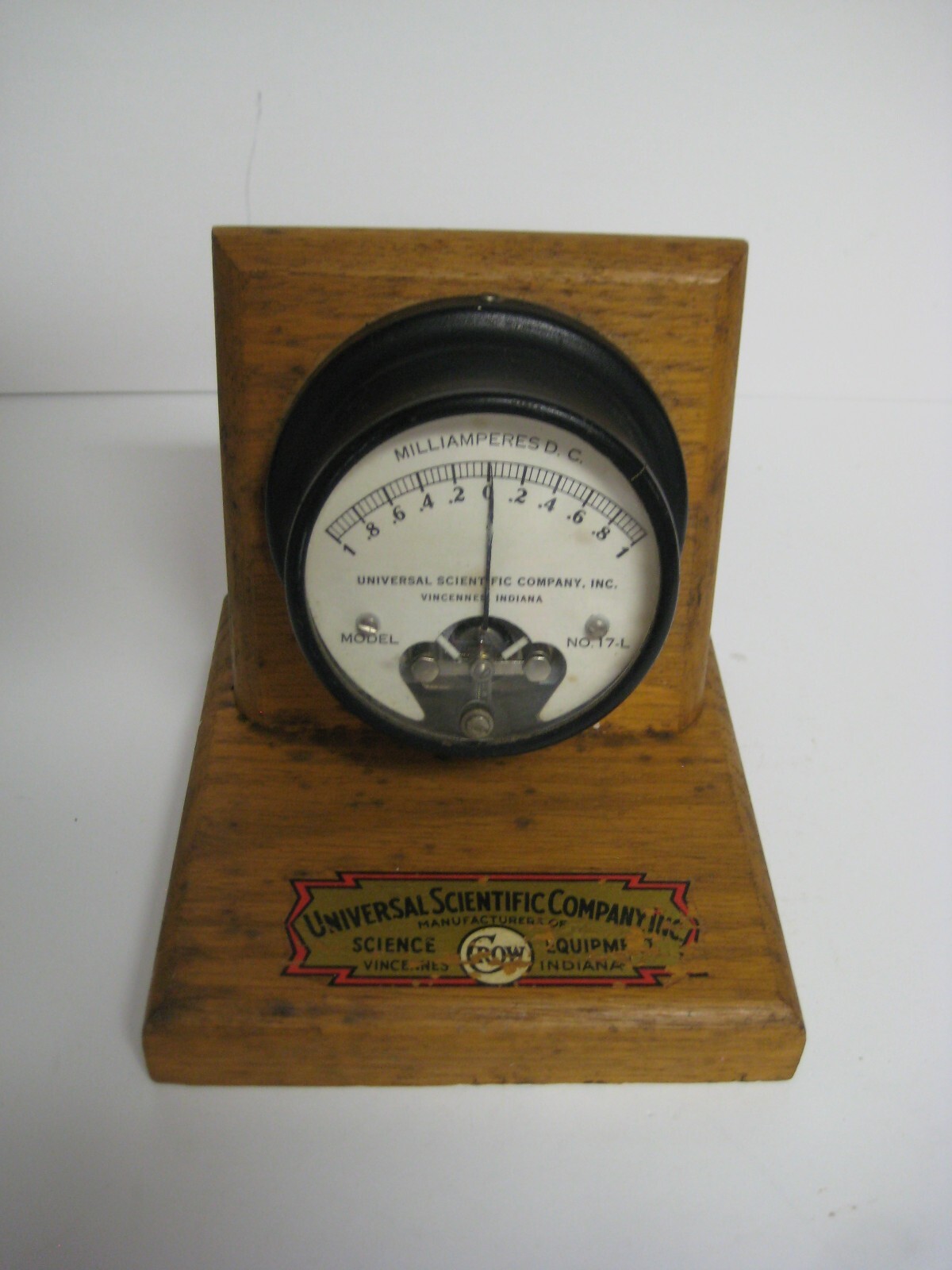 Vintage Universal Scientific Co. Model 17-L Milliamps D.C. Mounted Gauge Lab