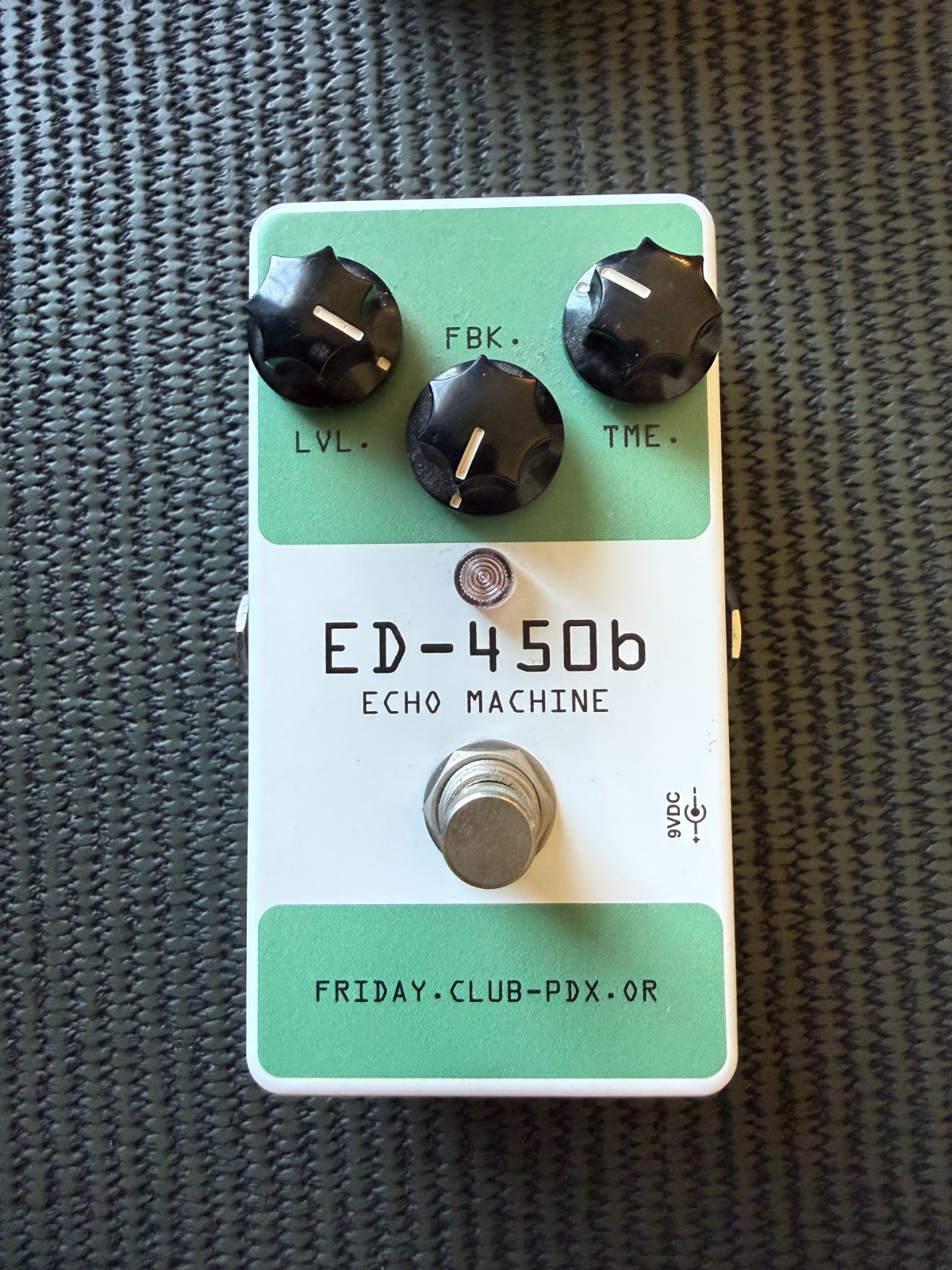 Mr Black / Friday Club ED-450b Echo Machine