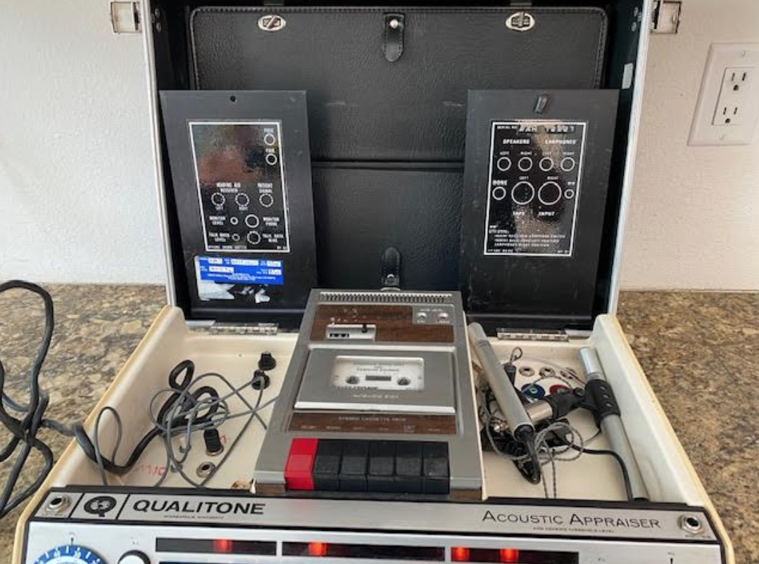 Qualitone Acoustic Appraiser Audiometer ANSI Hearing Threshold Level