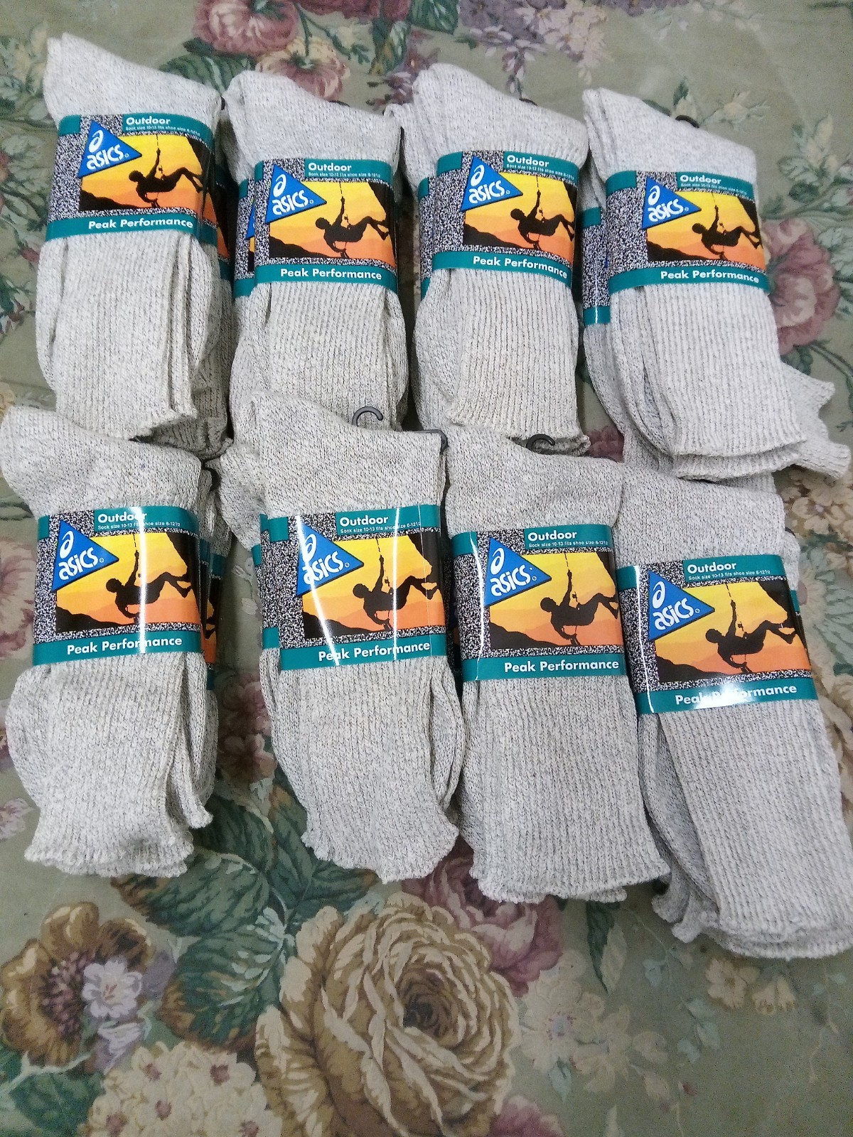 Asics Outdoor Peak  Performance Socks   25 Pair New