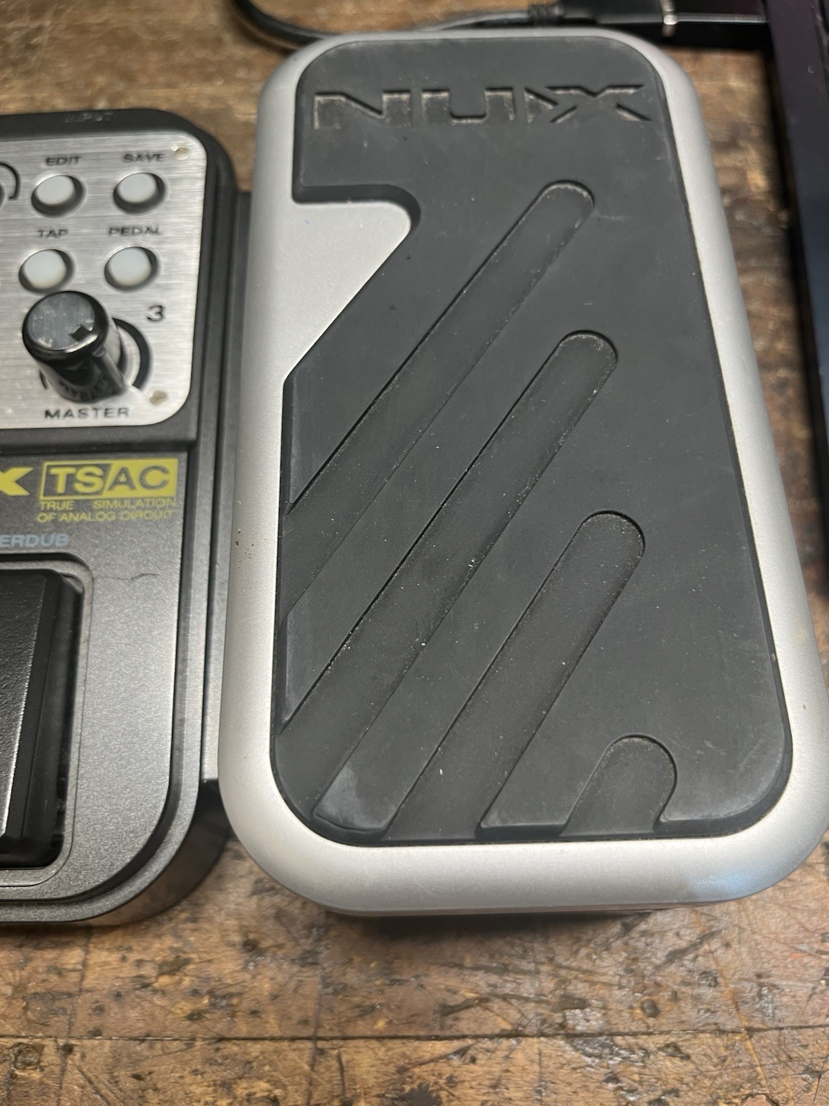 Mix MG 100 Modeling Guitar Processor Guitar Effects Pedal
