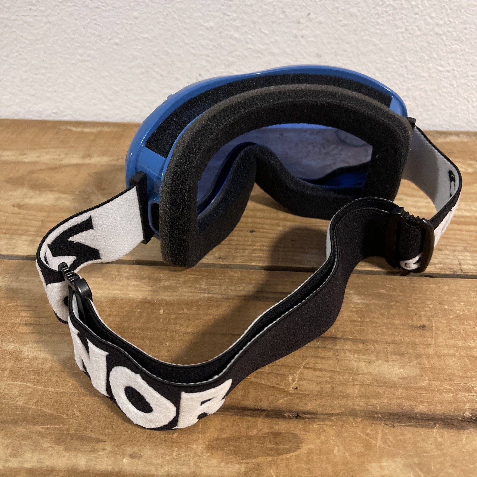 Zionor Blue Ski Goggles NWOT? Logo