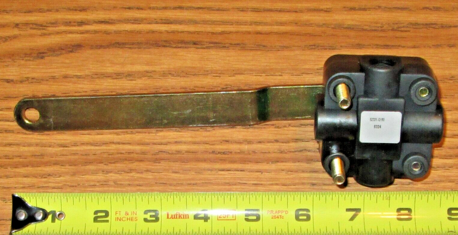 BARKSDALE LEVELING VALVE, 52321 series UNIVERSAL TRUCK, TRAILER, COACH, 7" ARM