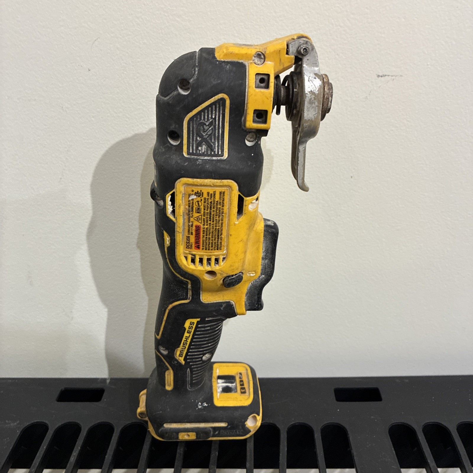 DeWalt DCS356 CORDLESS OSCILLATING MULTI-TOOL TYPE 1