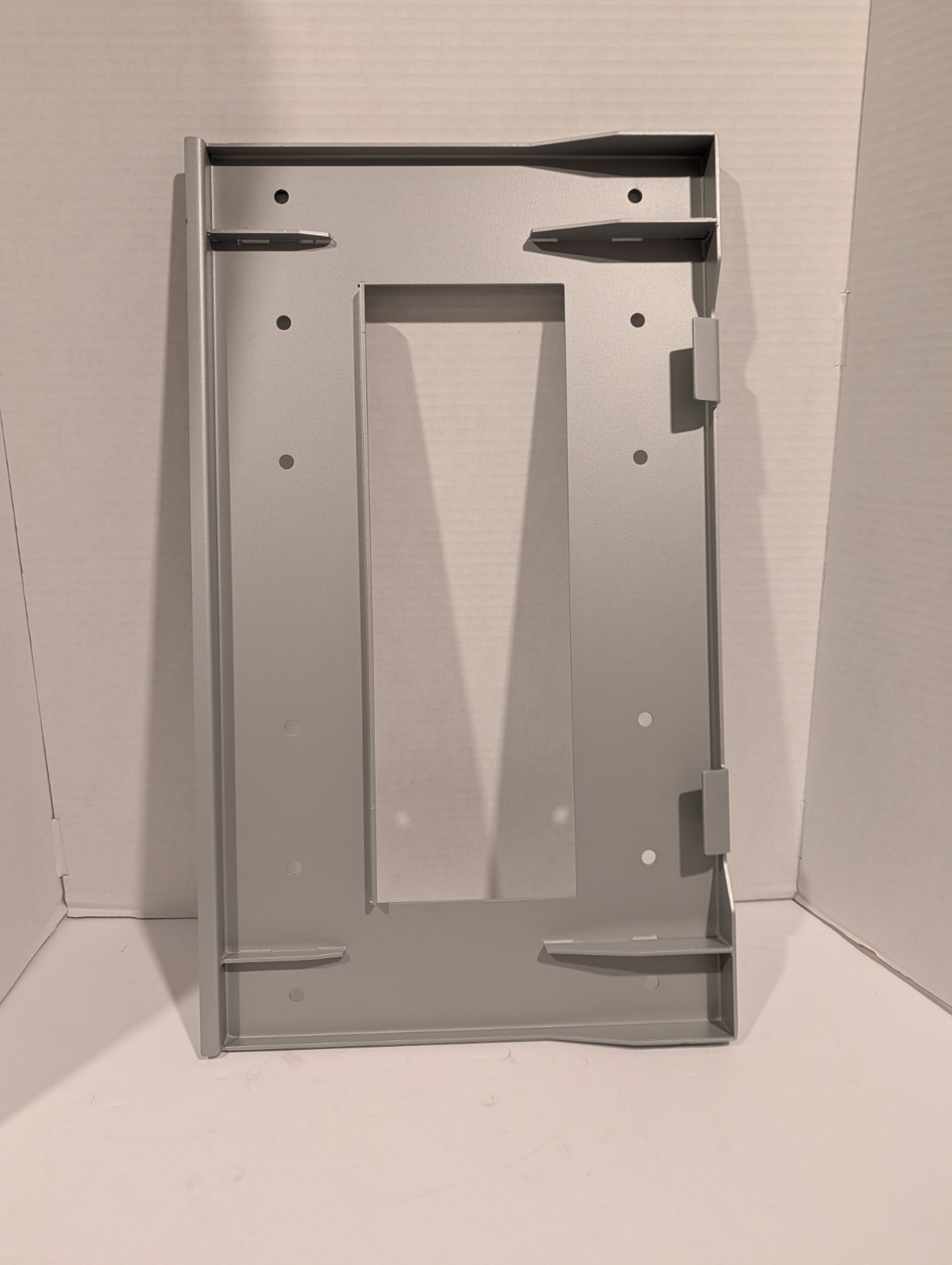 Pytes V16 Wallmount Plate
