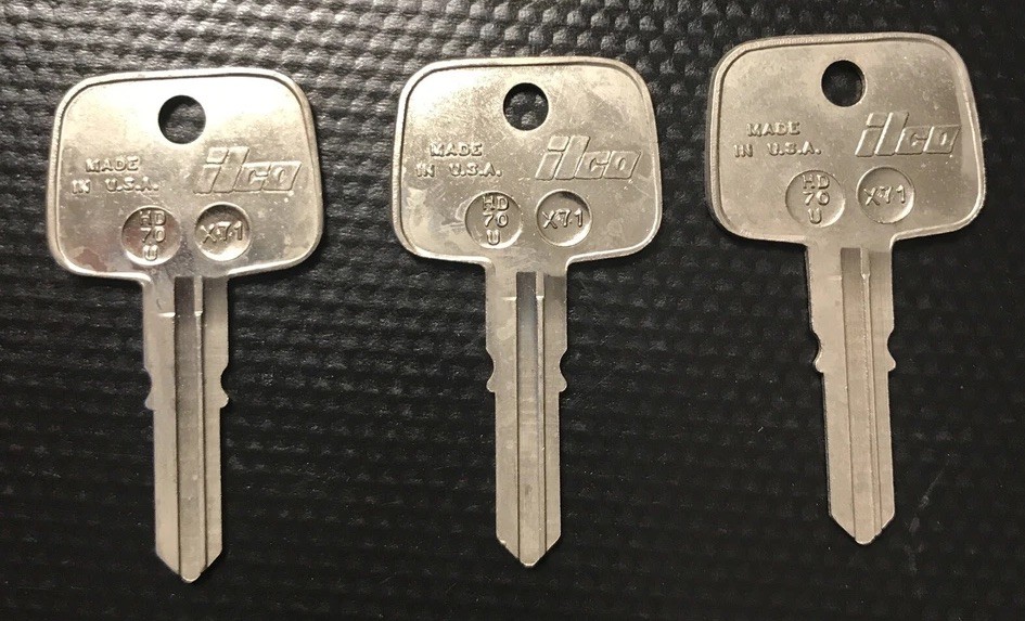ilco  HD70U x71 key blanks       [ set of 3 ]
