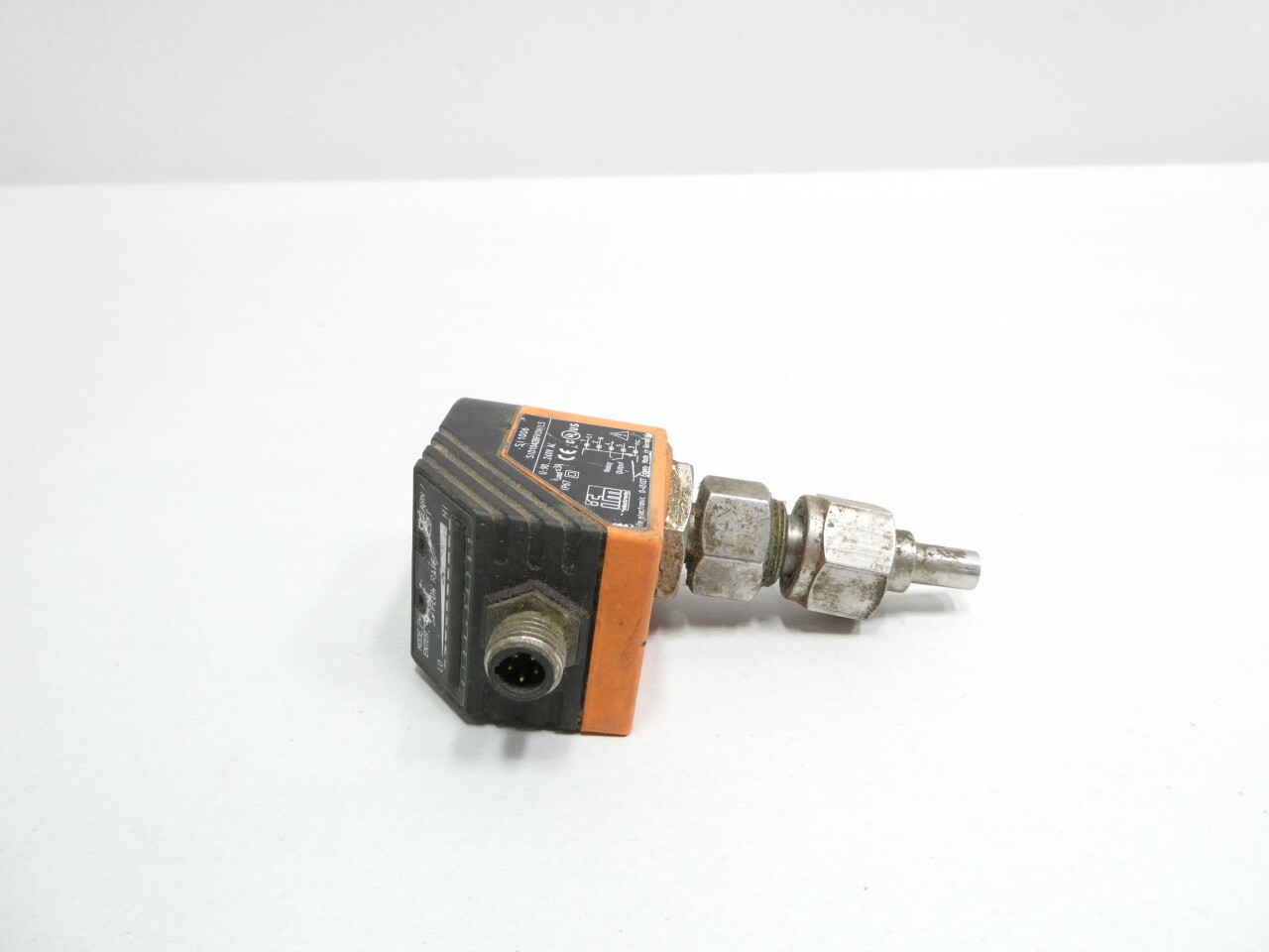Ifm Electronic SI1006 Flow Sensor 90-240v-ac