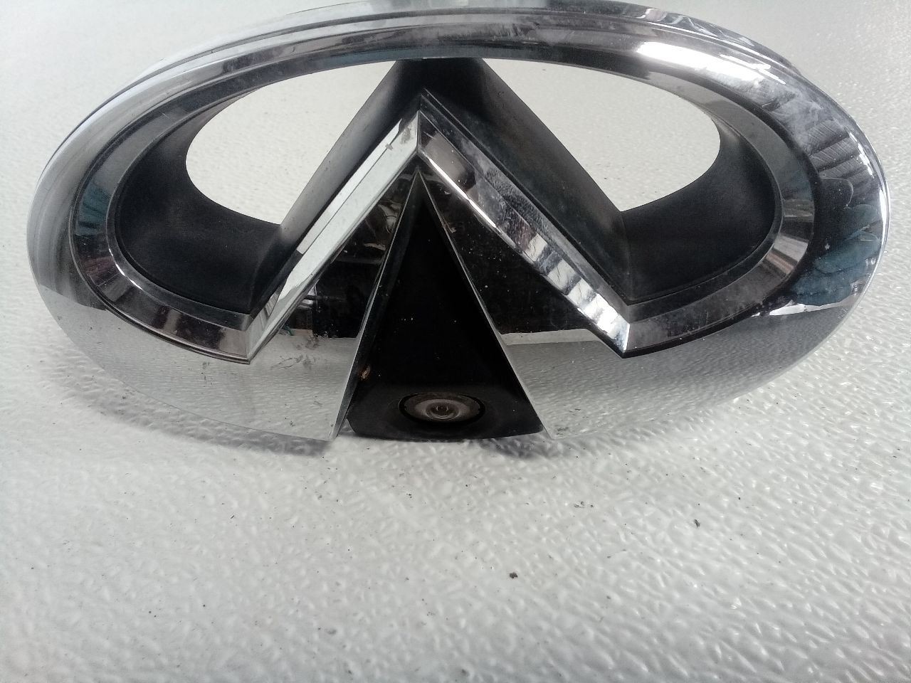 Camera/Projector Camera Front Grille Mounted Fits 08-12 INFINITI EX35 368296