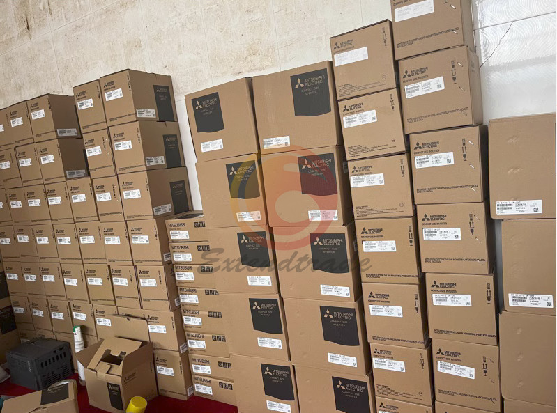 ONE NEW MITSUBISHI MDS-C1-V2-0101 MDSC1V2-0101 MDSC1V20101