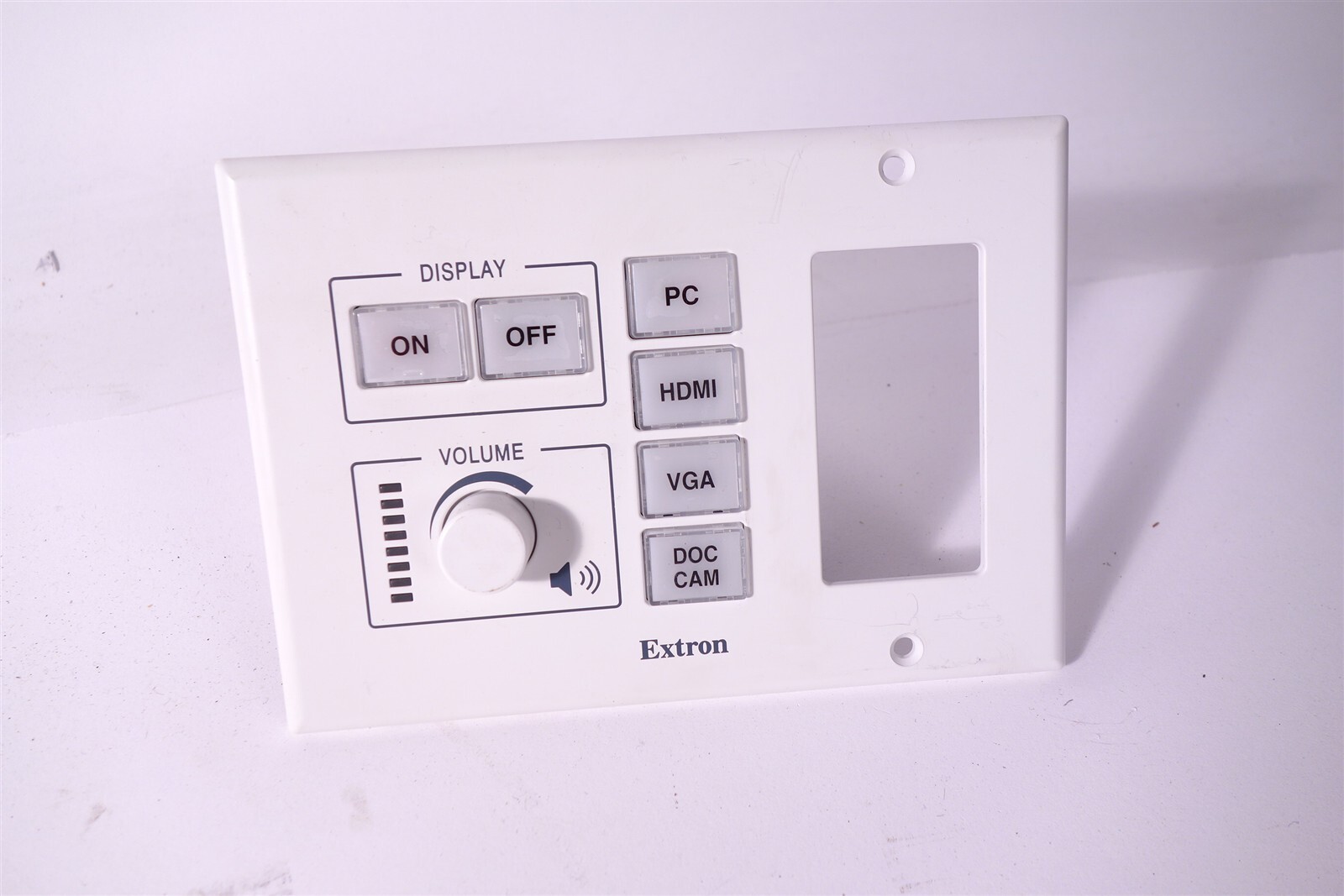 Extron MLC Plus 100 MediaLink Plus Controller