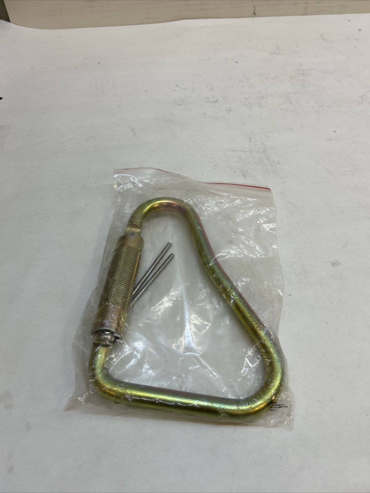 3M CARABINER 2-1/8" THROAT 3600LB GATE (2000041) New