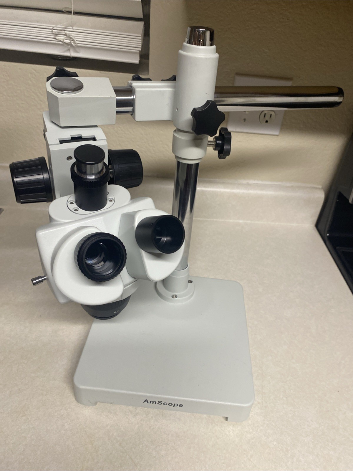 Amscope SM-3T Professional Trinocular Stereo Zoom Microscope