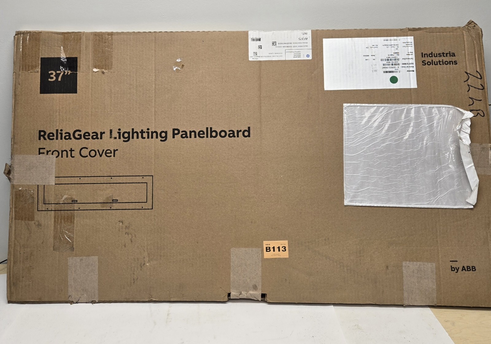 GE RELIAGEAR PANELBOARD COVER 37" AF37S.