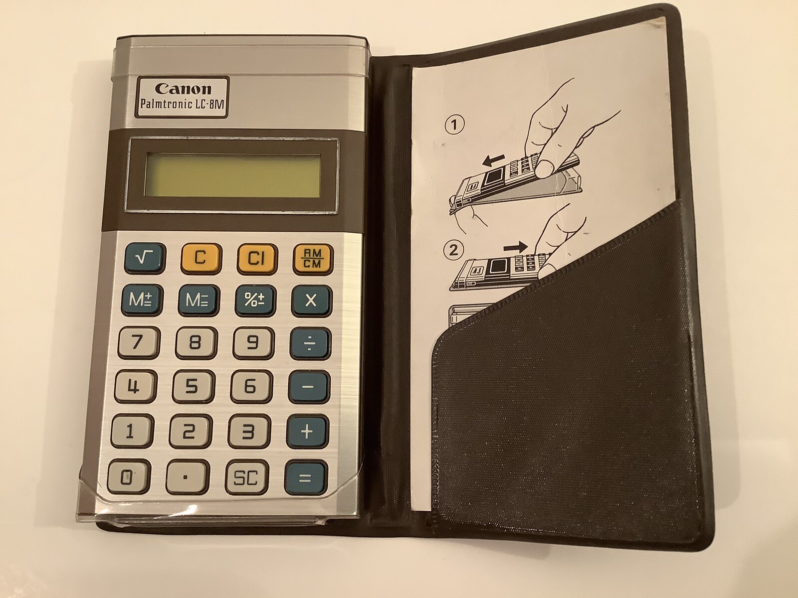 VINTAGE CANON PALMTRONIC LC-8M CALCULATOR WITH CASE JAPAN - WORKS GREAT -