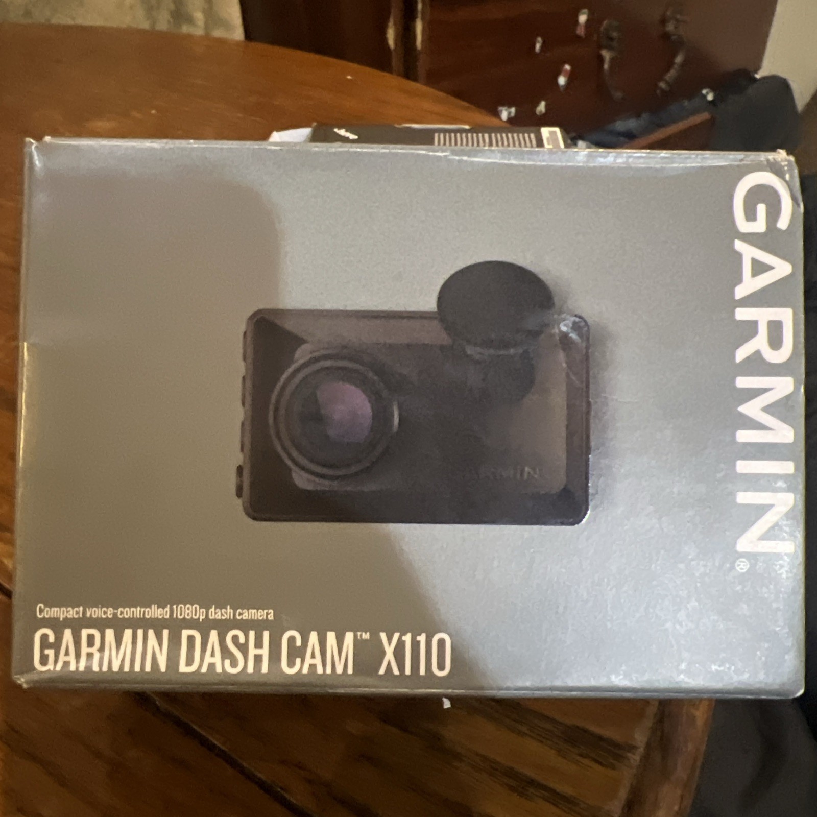 Garmin Dash Cam X110 with 1080p and 140 Degree Field  010-02900-00 NEW  (4567)