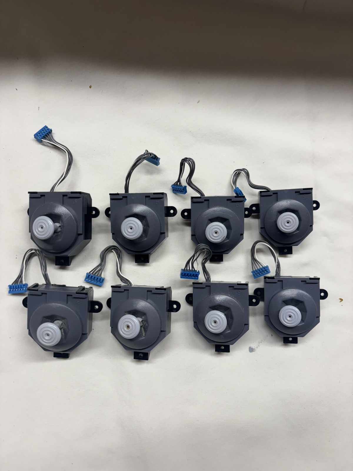 LOT OF 8 Nintendo 64 N64 Wired Controller Joysticks Loose / For Parts