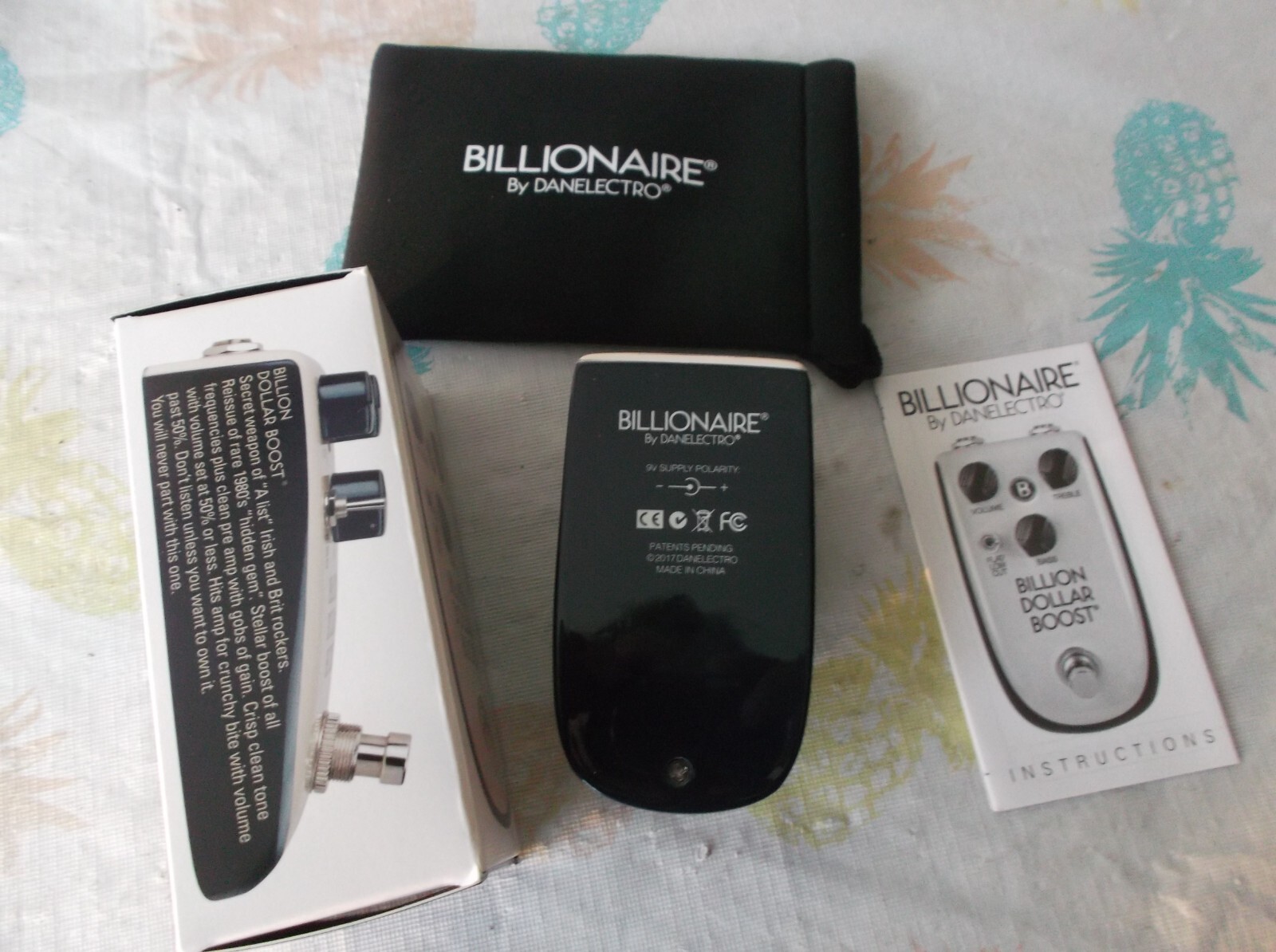 Danalectro Billionaire pedal billion dollar boost