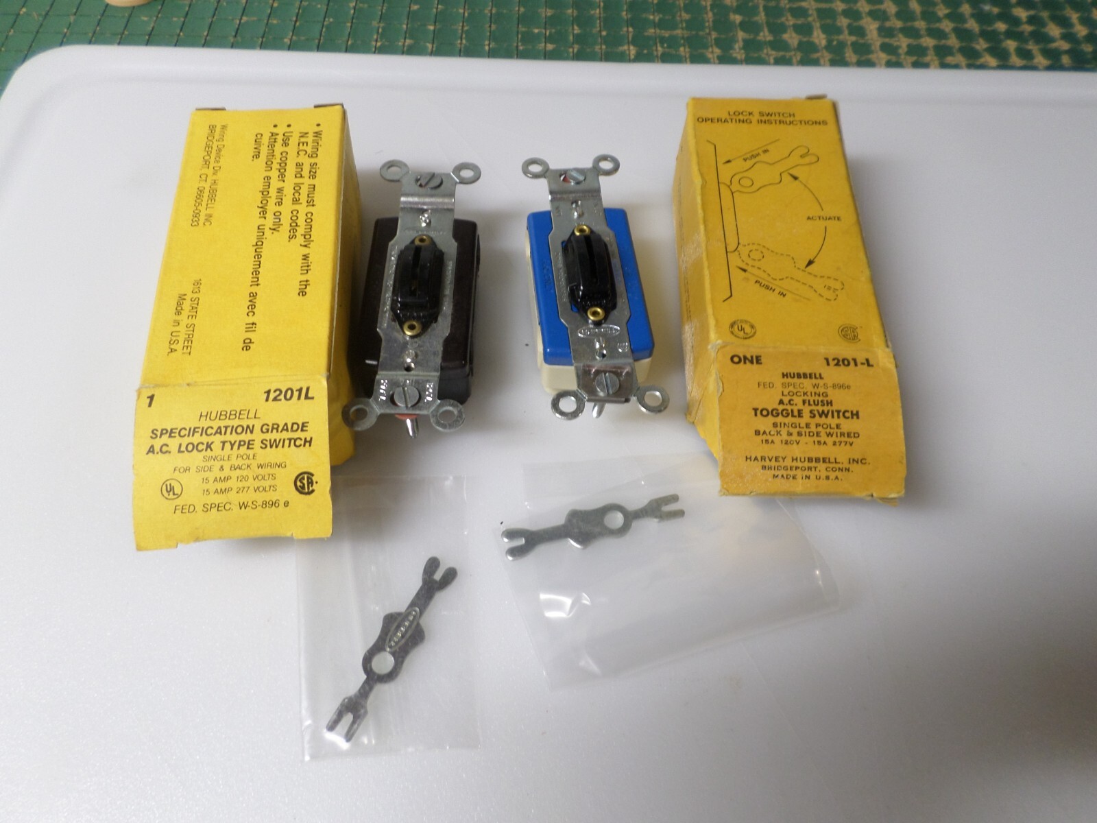 LOT OF 2 - HUBBELL - 1201L - SPEC. GRADE AC LOCK TYPE SWITCH - 15A - NIB