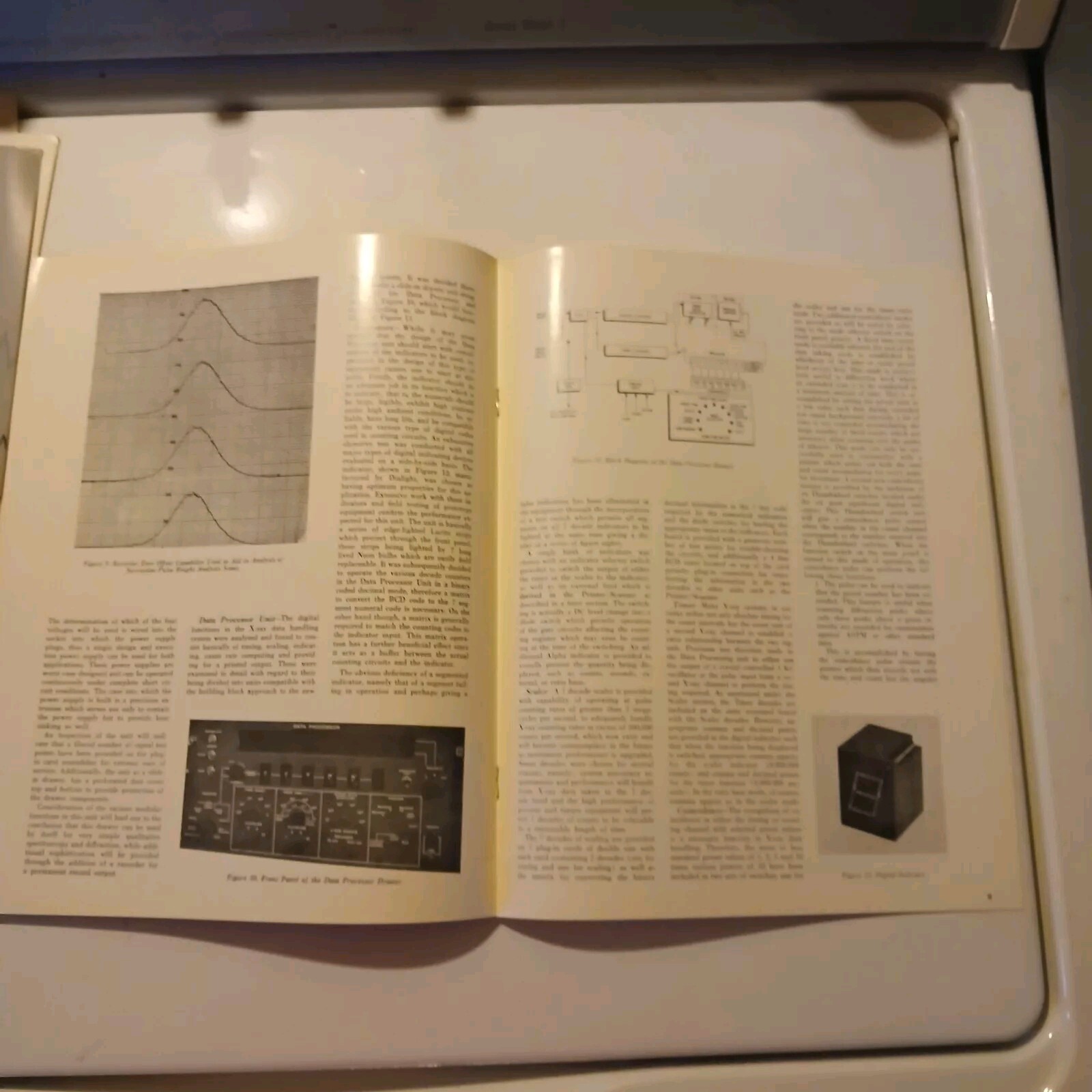 Vintage 1970 Norelco & Phillips Xray Diffraction & Spectrography Booklets Lot
