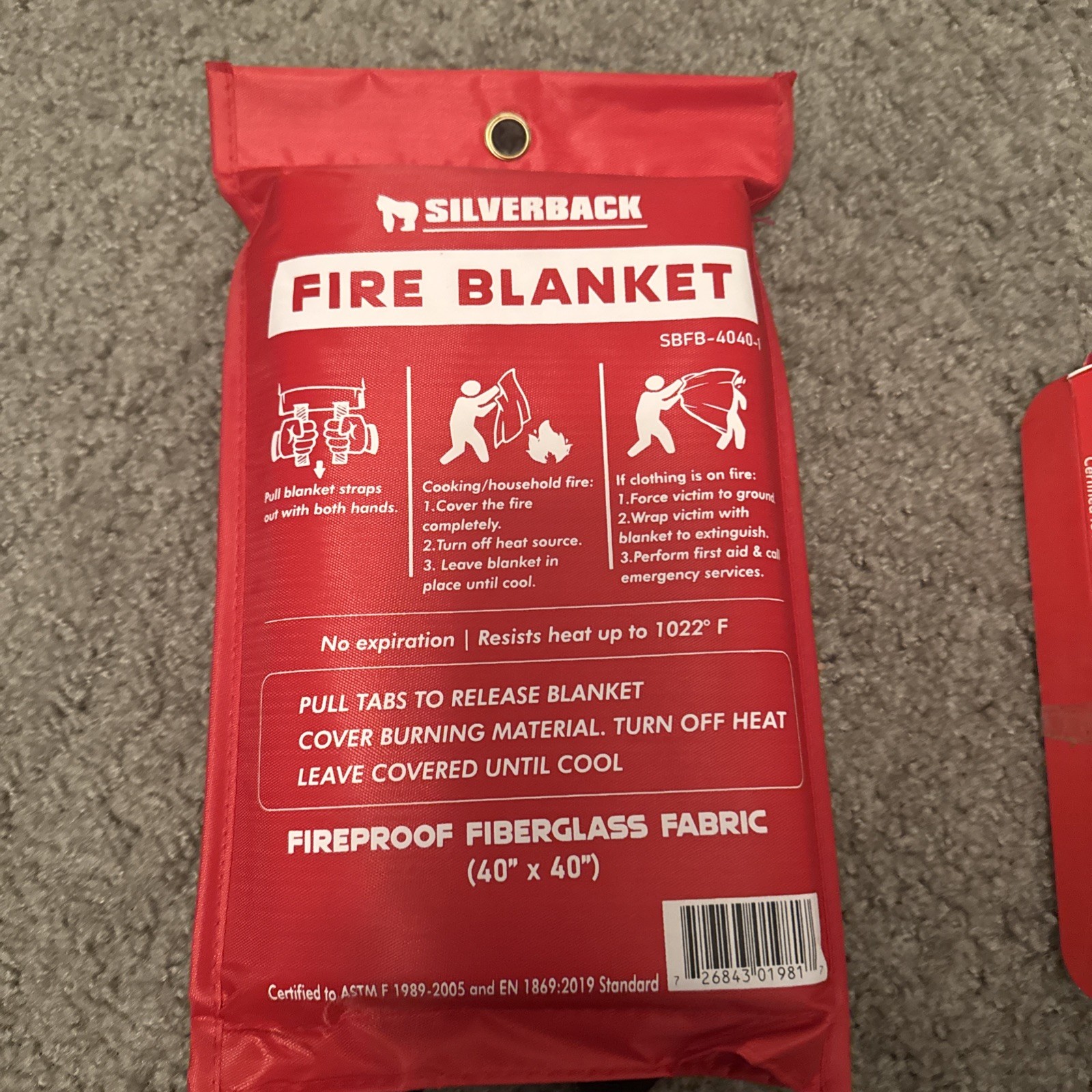 Silverback 40" X 40" Fireproof Fiberglass Fire Blanket