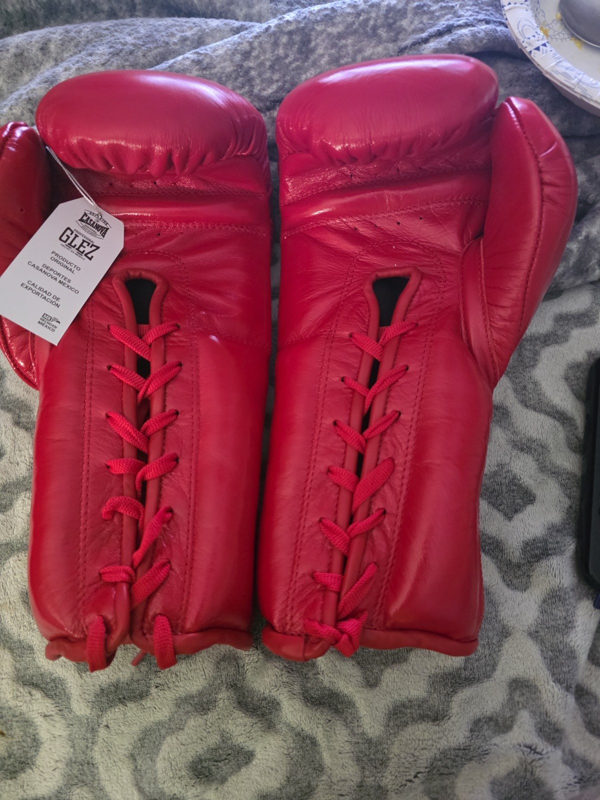 GLEZ 14OZ  BOXING GLOVES. FROM THE MAKERS OF CASANOVA