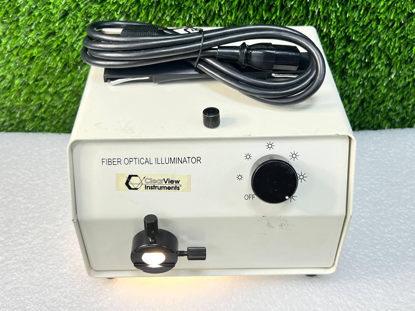 ClearView Instruments NO.121998A103 Fiber Optical Illuminator - Great Condition